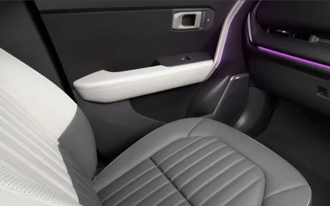 Kia Seltos Front Seats