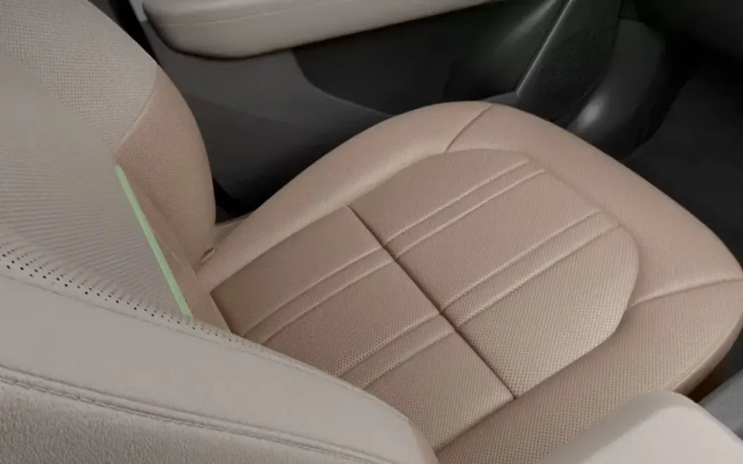 Kia Seltos Front Seats