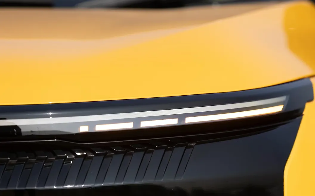 Tata Sierra Turn Indicators