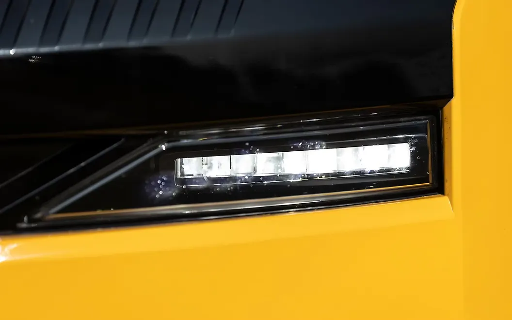 Tata Sierra Head Light