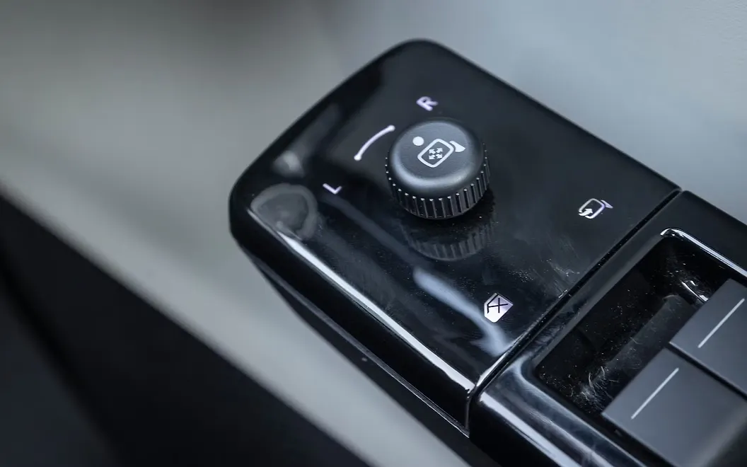 Tata Sierra ORVM Controls