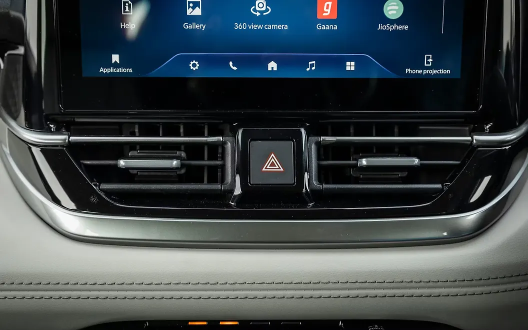 Maruti Suzuki Victoris Front AC Vents