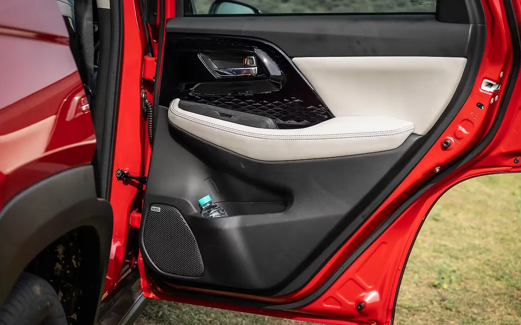 Maruti Suzuki Victoris Rear Passenger Door