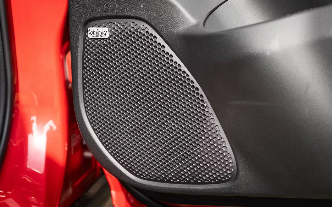Maruti Suzuki Victoris Rear Speakers