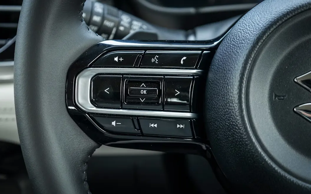 Maruti Suzuki Victoris Steering Mounted Controls - Right