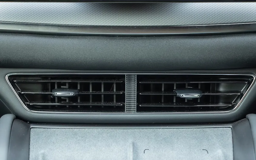 BYD Sealion 7 Front AC Vents