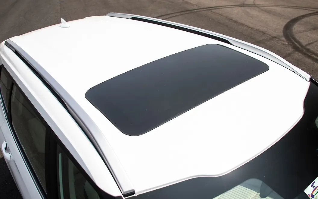 Kia Carens Clavis Roof