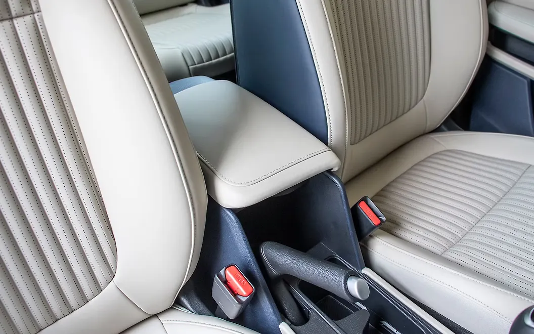 Kia Carens Clavis Front Arm Rest