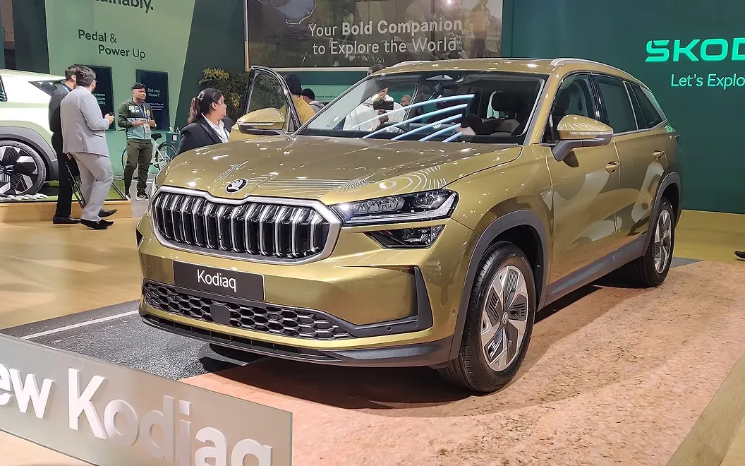 Skoda Kodiaq Front Left View