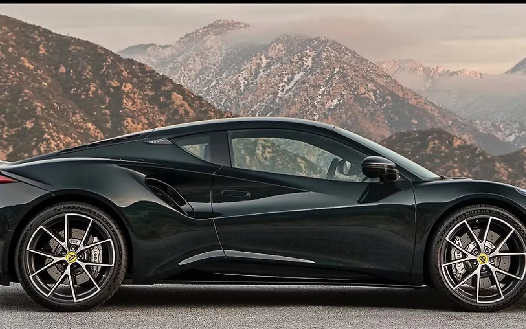 Lotus Emira