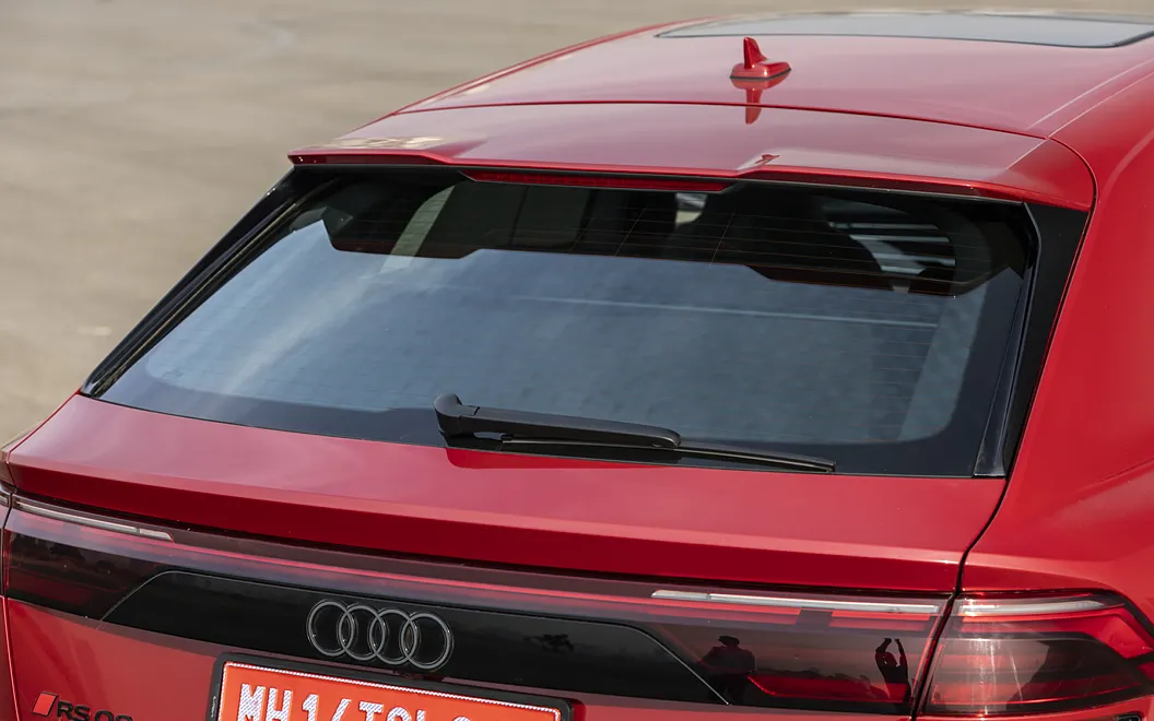 Audi RS Q8 Performance Rear Windscreen