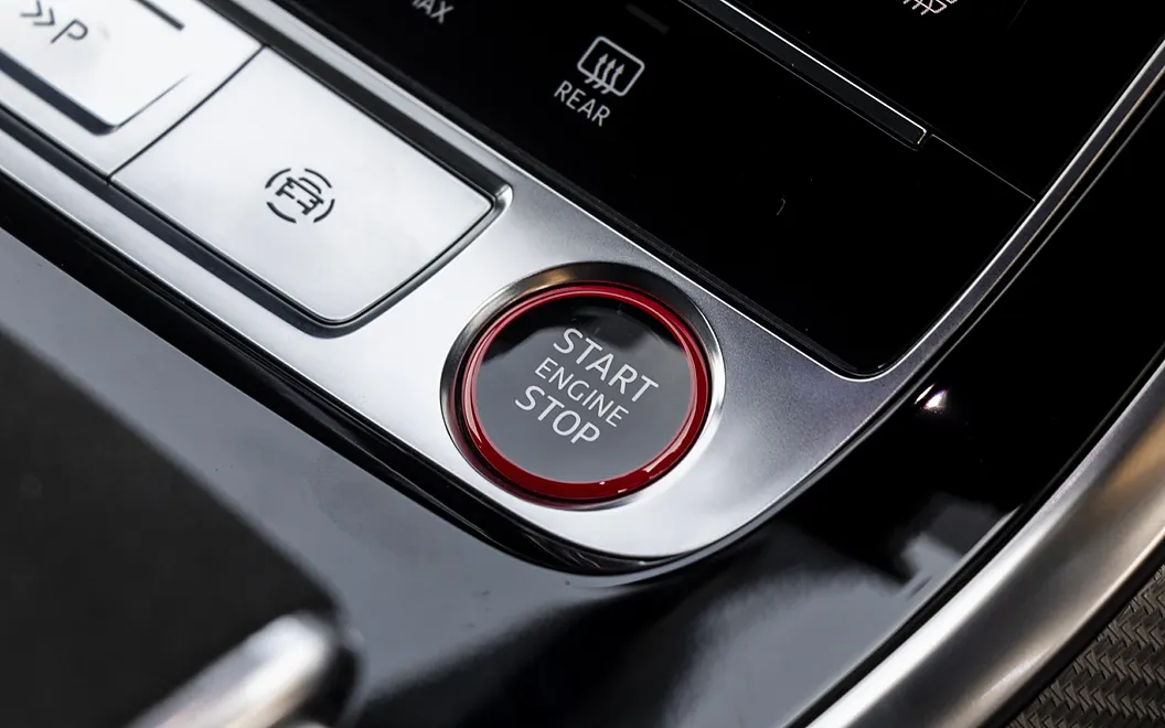Audi RS Q8 Performance Push Button Start/Stop