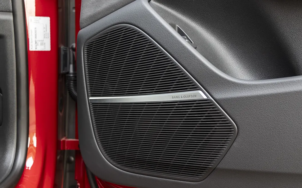 Audi RS Q8 Performance Front Speakers