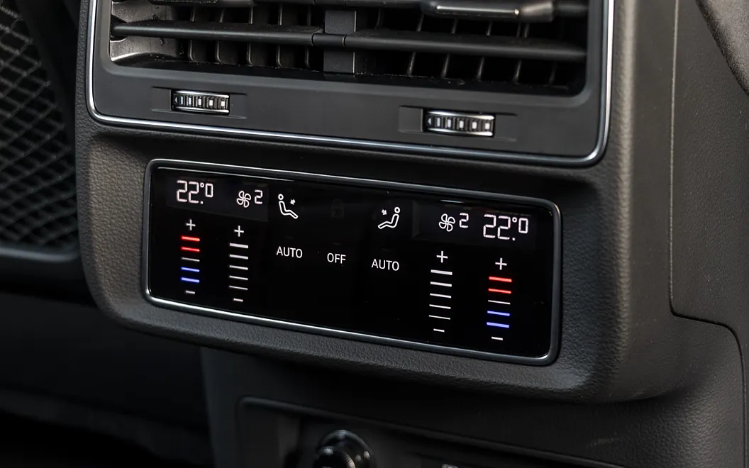 Audi RS Q8 Performance Rear AC Controls