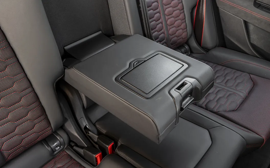 Audi RS Q8 Performance Arm Rest in Rear Passenger Seats