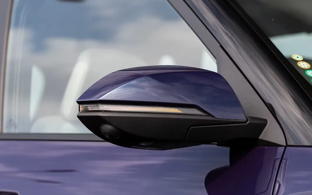 Hyundai Venue Indicators on OVRM