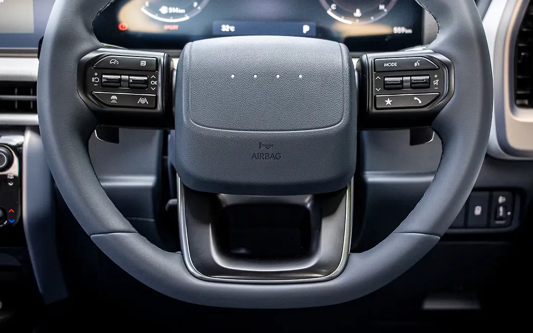 Hyundai Venue Steering Mounted Controls