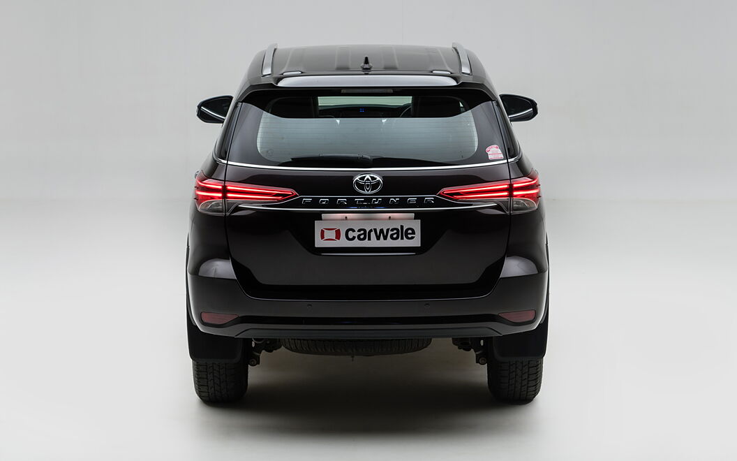 Toyota Fortuner [2016-2021] Rear View