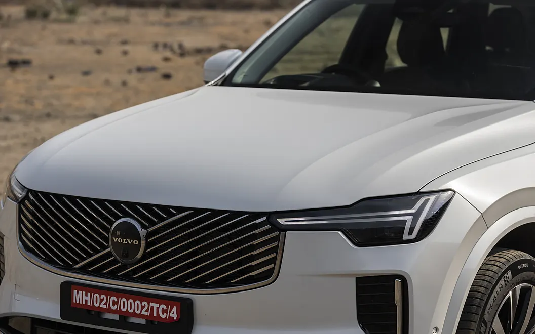 Volvo XC90 Bonnet