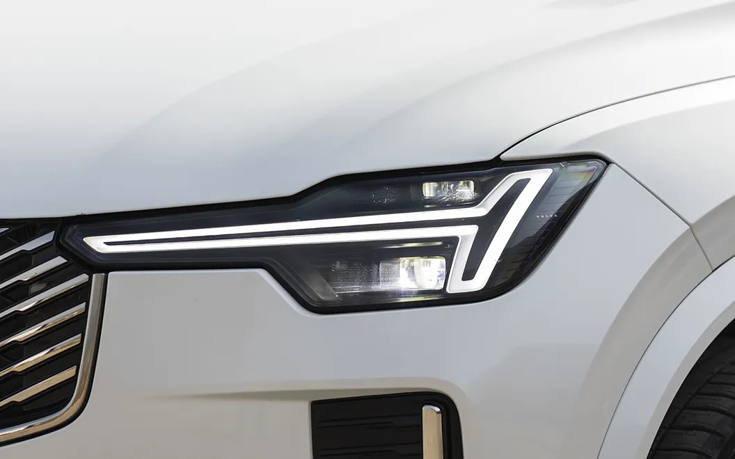 Volvo XC90 Head Light