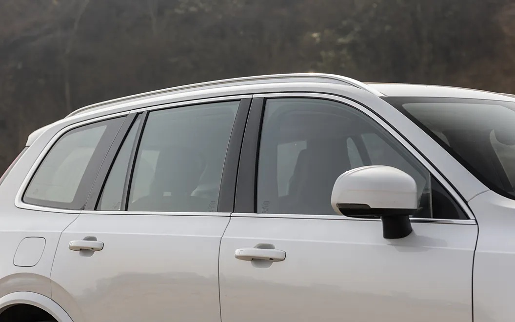 Volvo XC90 Side Top