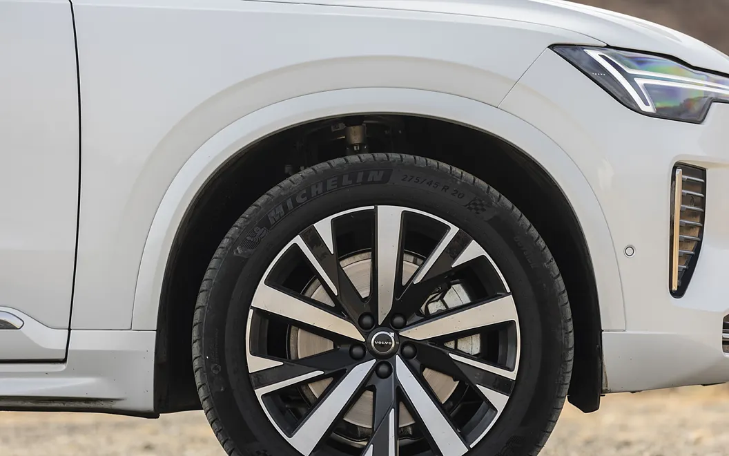 Volvo XC90 Tyre