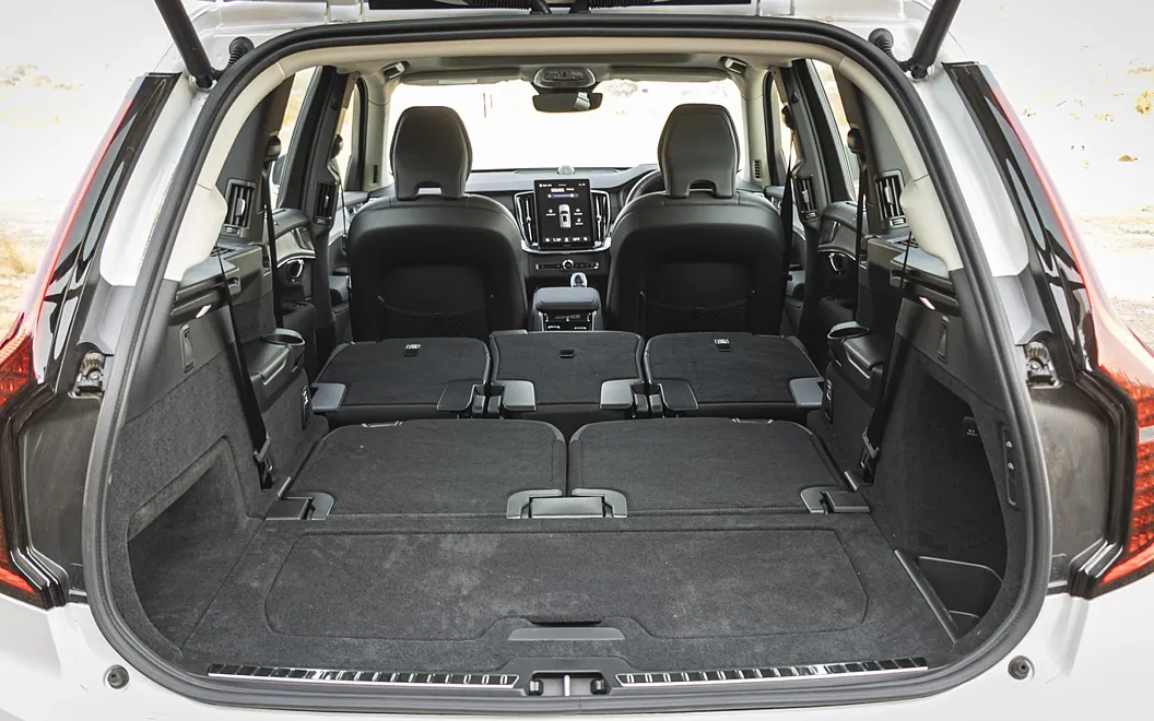 Volvo XC90 Bootspace with all Seats Folded