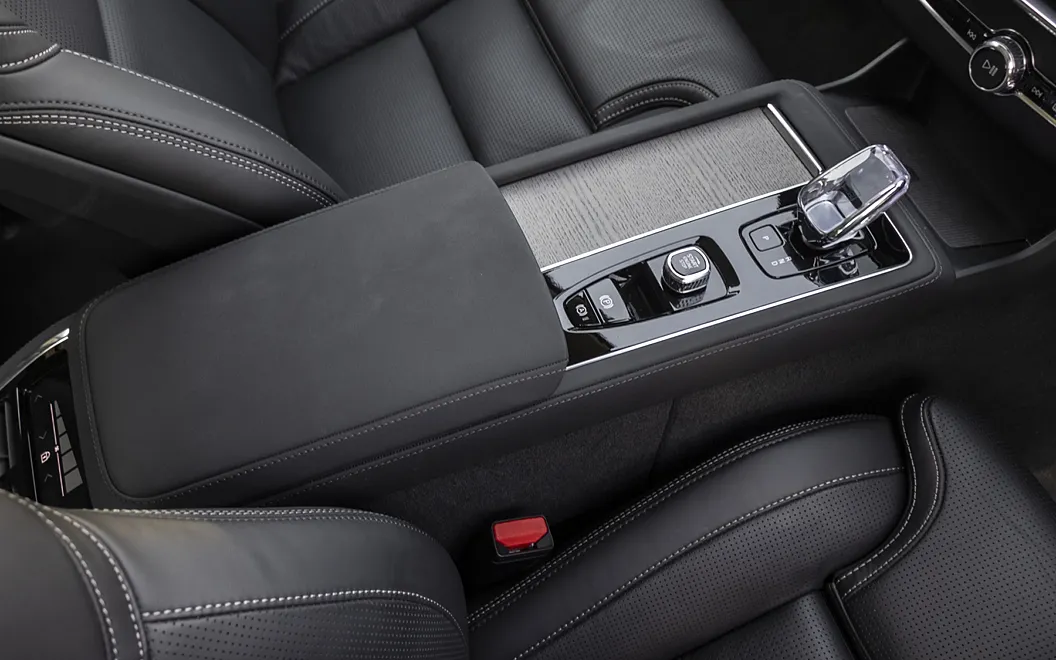 Volvo XC90 Storage