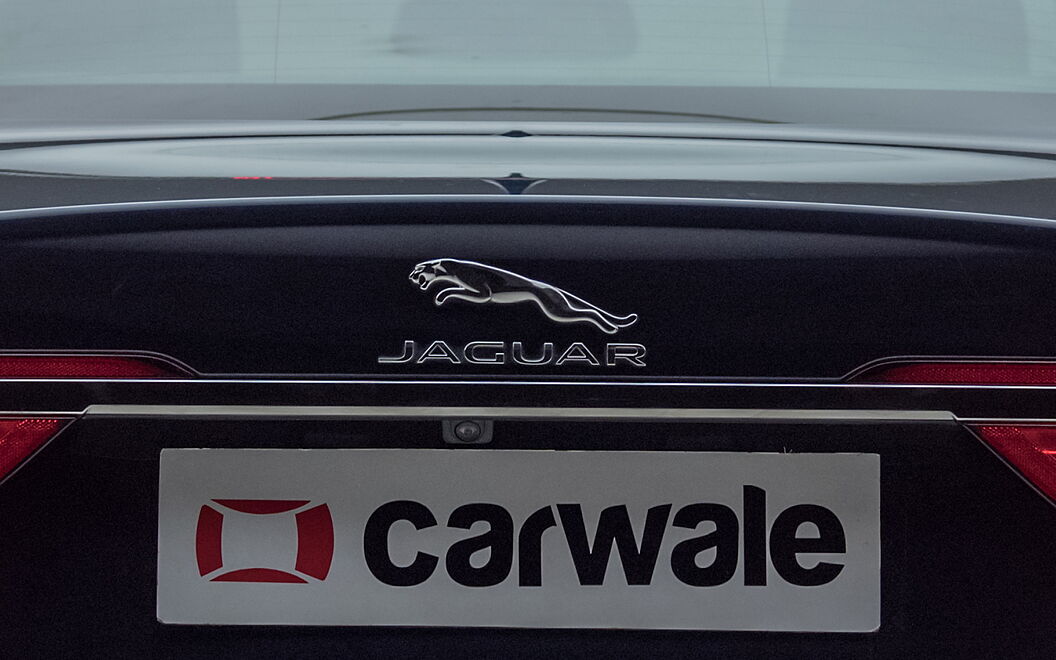 Jaguar XF Brand Logo