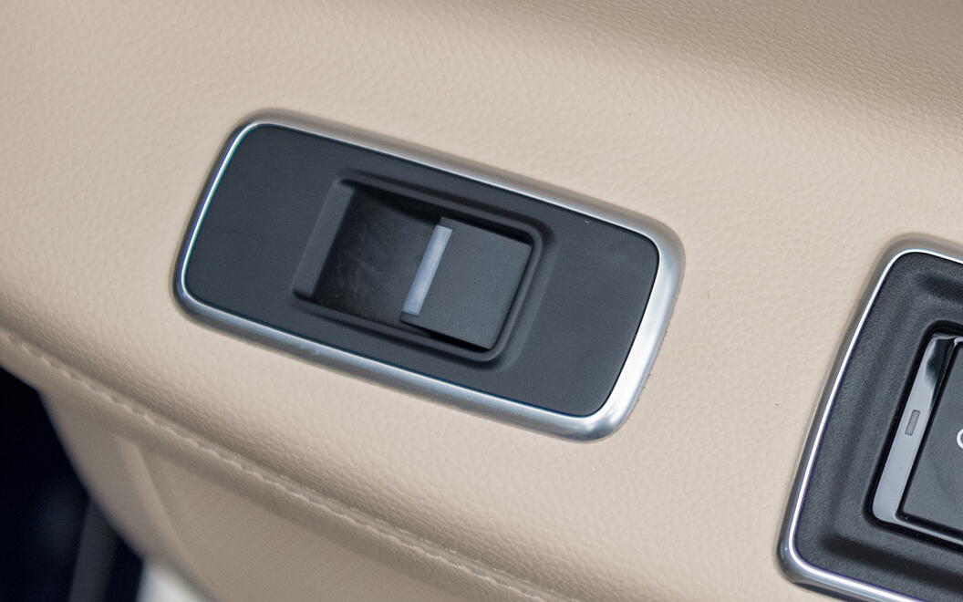Jaguar XF Passenger Window Controls