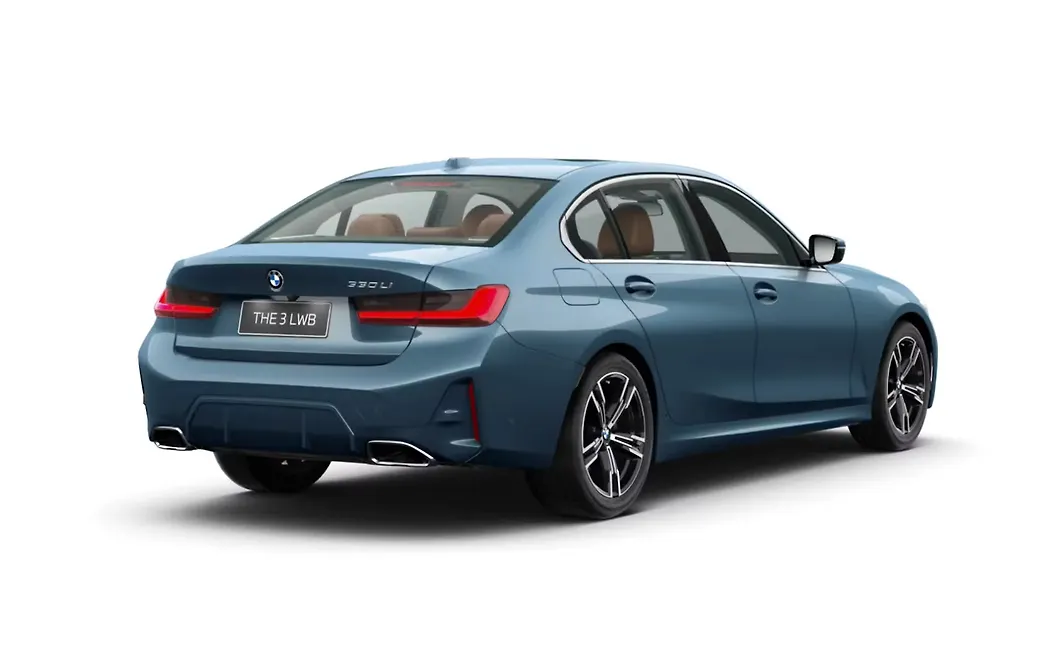 BMW 3 Series LWB Right Rear View