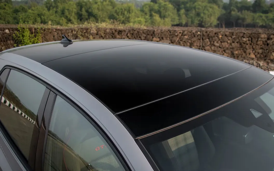 Volkswagen Golf GTI Roof