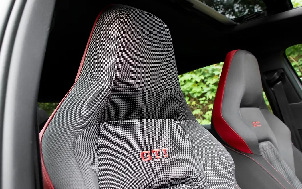 Volkswagen Golf GTI Front Seat Headrest