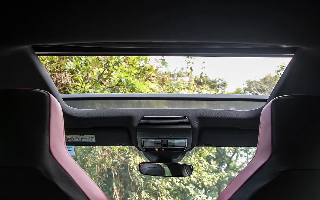 Volkswagen Golf GTI Sunroof