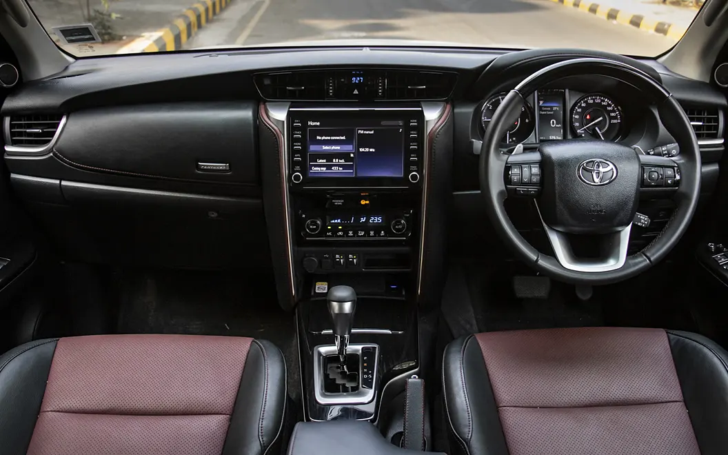Fortuner Legender DashBoard