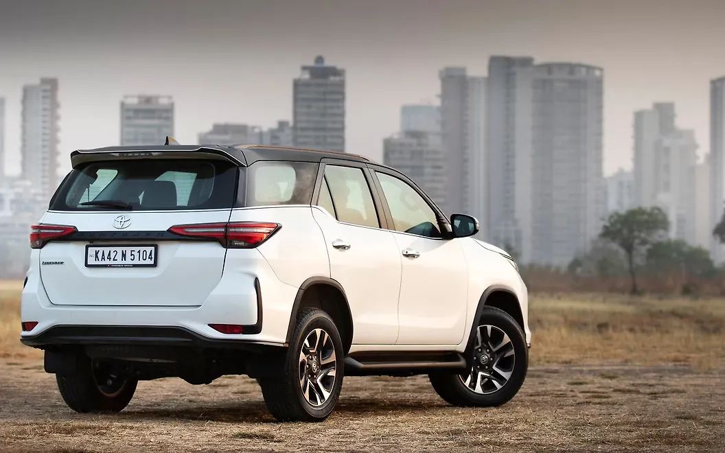 Toyota Fortuner Legender Right Rear View