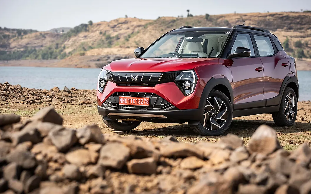 Mahindra XUV 3XO Front Left View