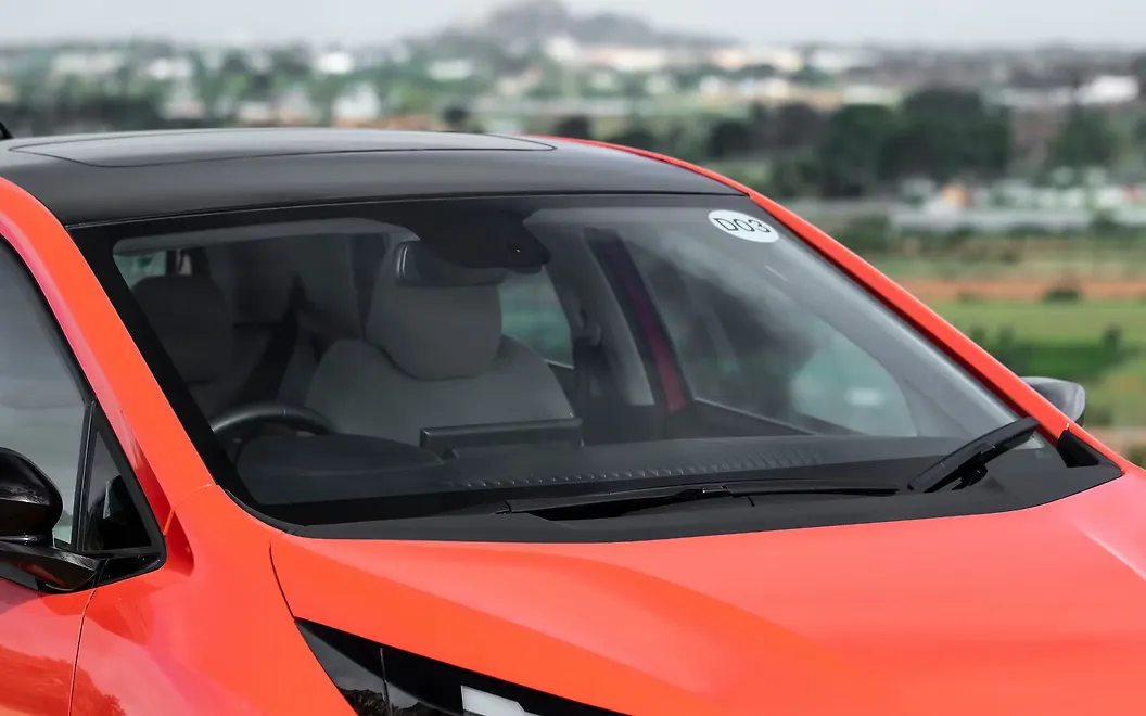 Tata Altroz Front Windscreen