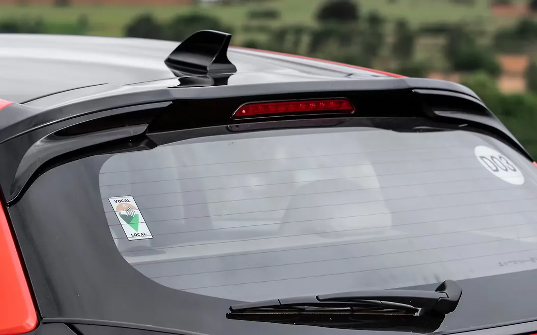 Tata Altroz Rear Windscreen