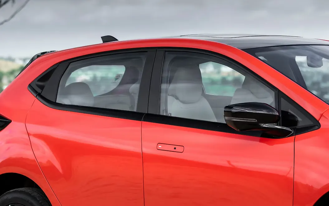 Tata Altroz Side Top