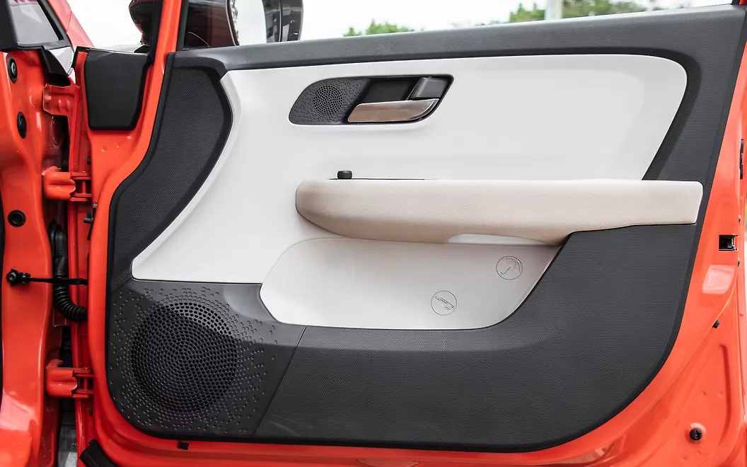 Tata Altroz Driver Door