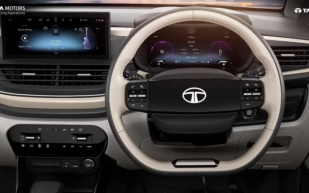 Tata Altroz Steering