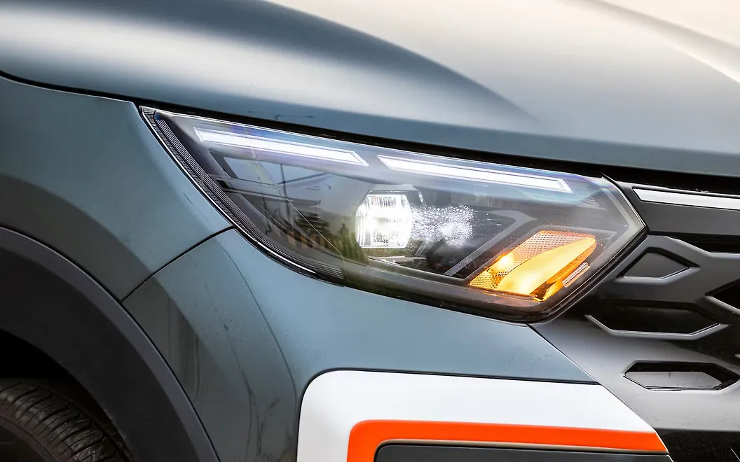 Nissan Gravite Turn Indicators