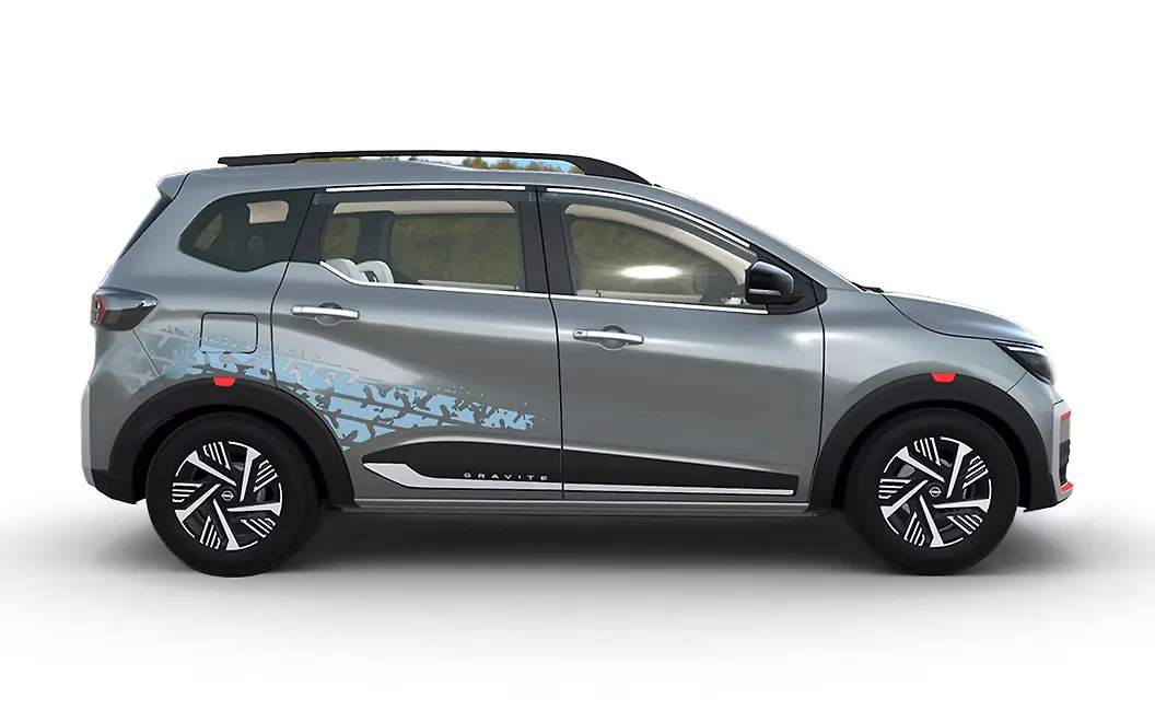 Nissan Gravite Right View