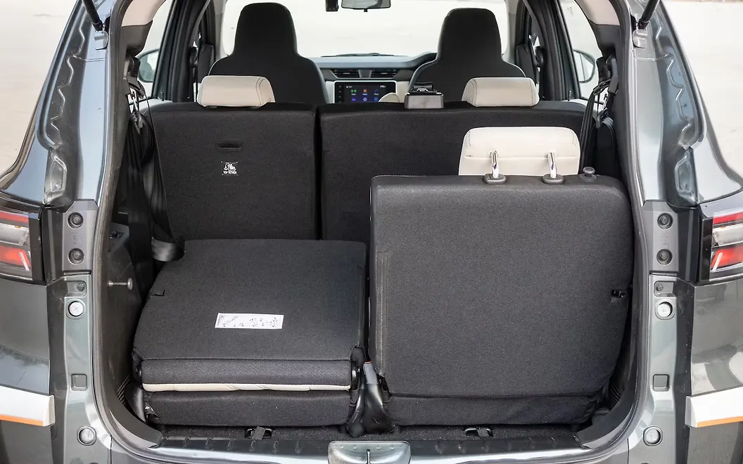 Nissan Gravite Bootspace with Split Seat Folded