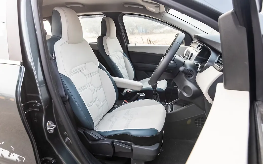 Nissan Gravite Front Seats