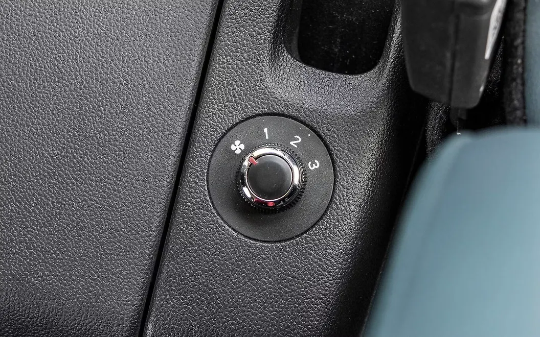Nissan Gravite ORVM Controls