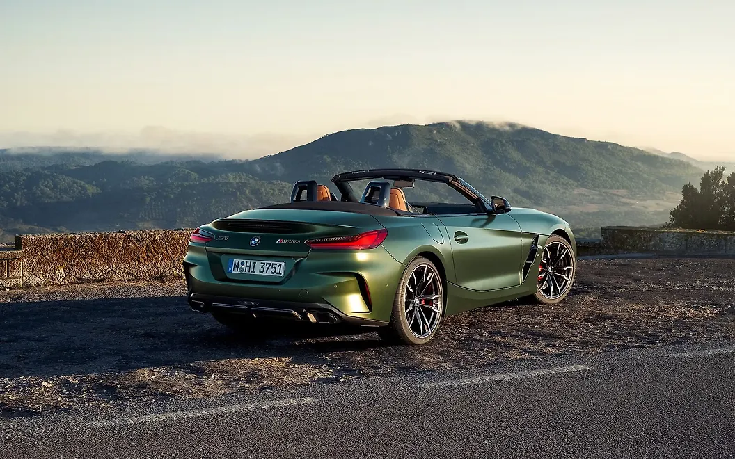 BMW Z4 Right Rear View