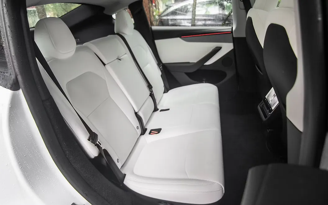 Rear Passenger Seats