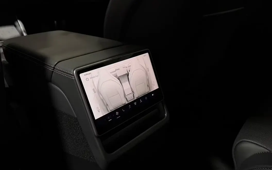 Tesla Model Y Third Row AC Controls